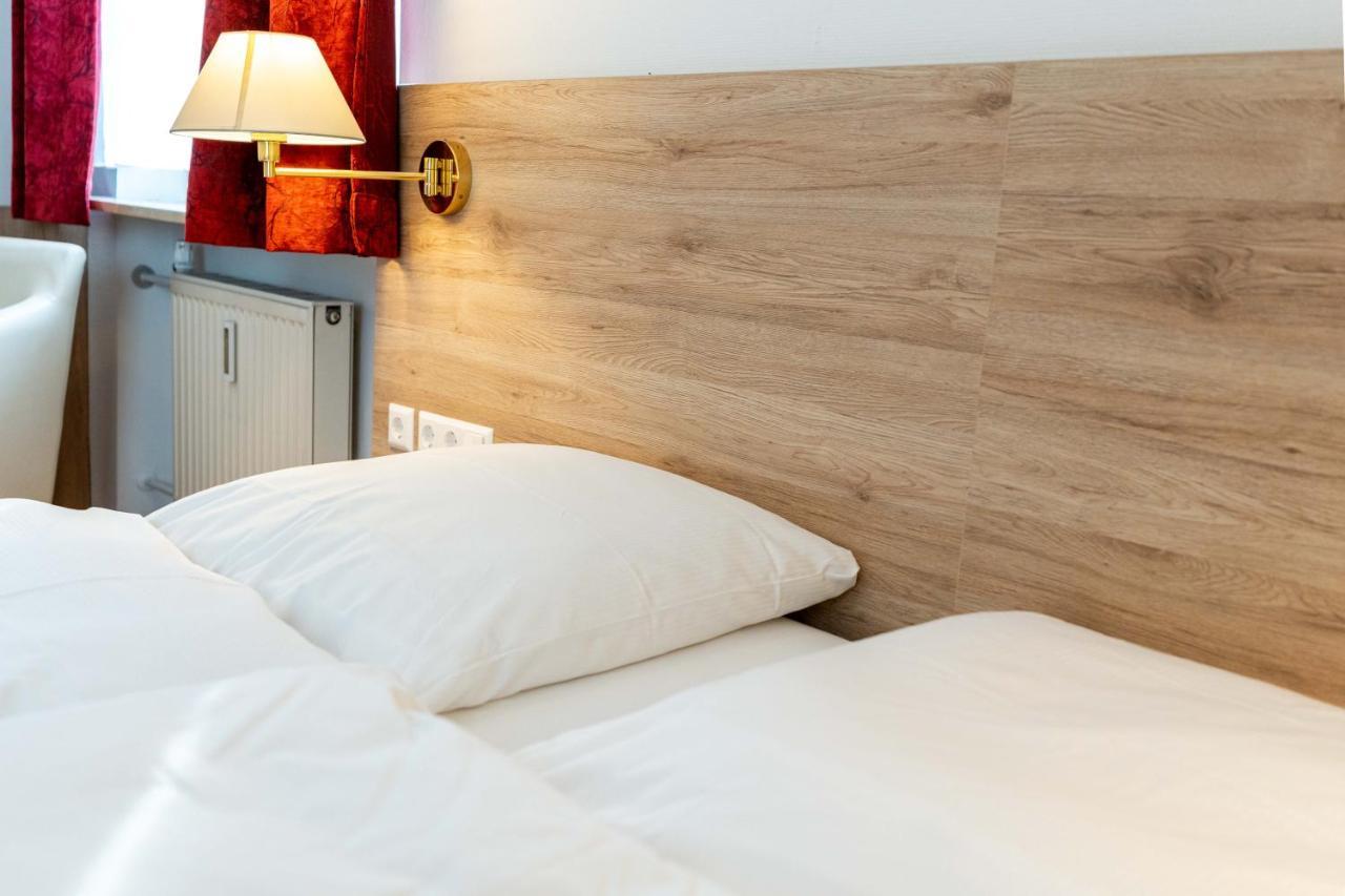 Hotel Am Roemerplatz Ulm Eksteriør bilde