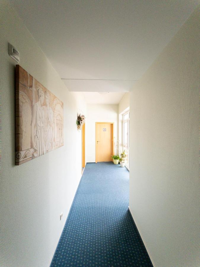 Hotel Am Roemerplatz Ulm Eksteriør bilde
