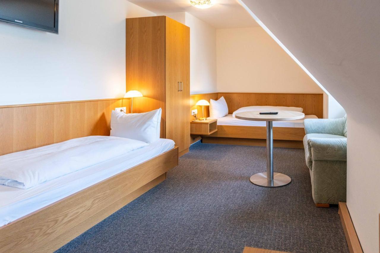 Hotel Am Roemerplatz Ulm Eksteriør bilde