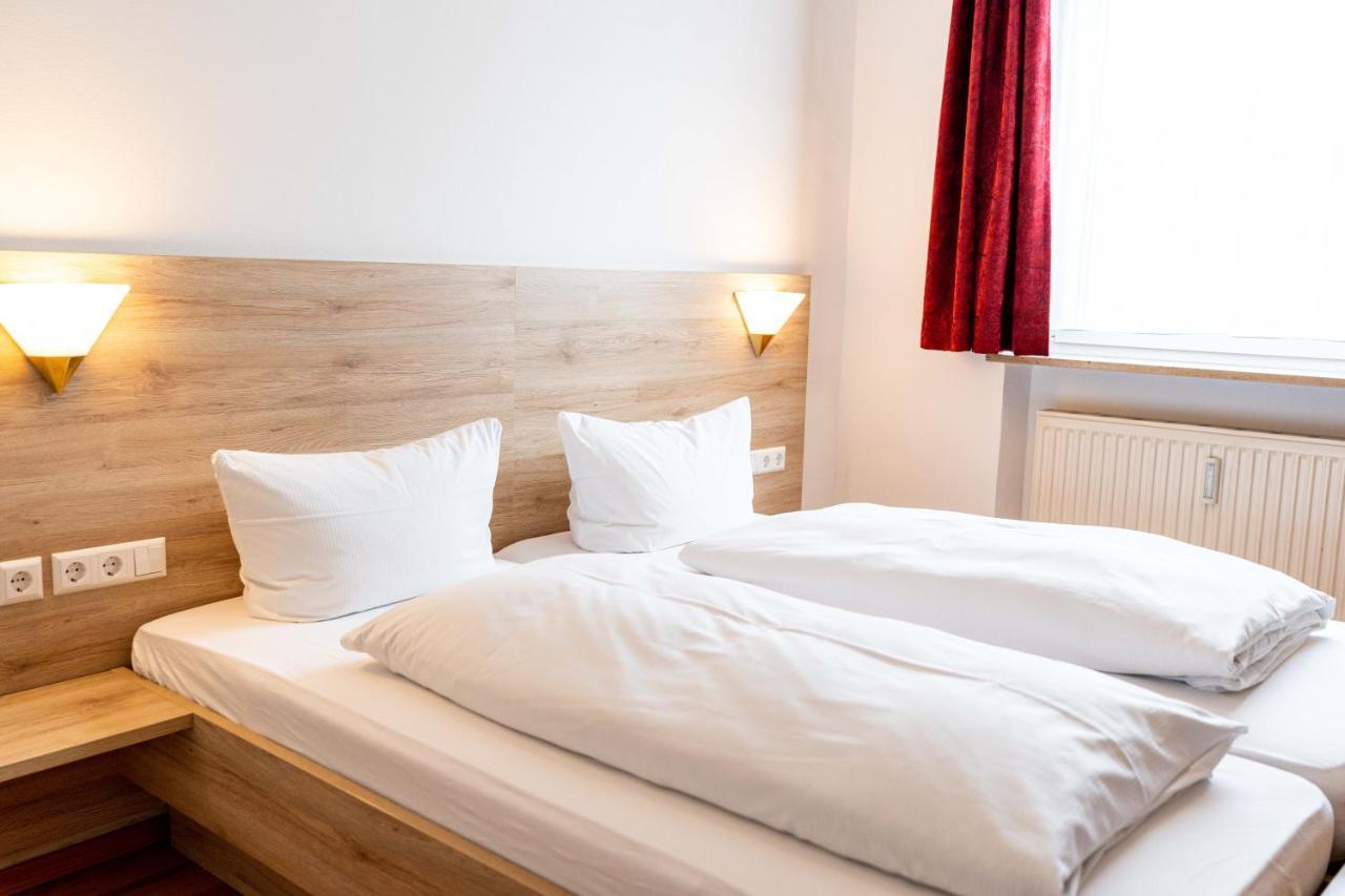 Hotel Am Roemerplatz Ulm Eksteriør bilde