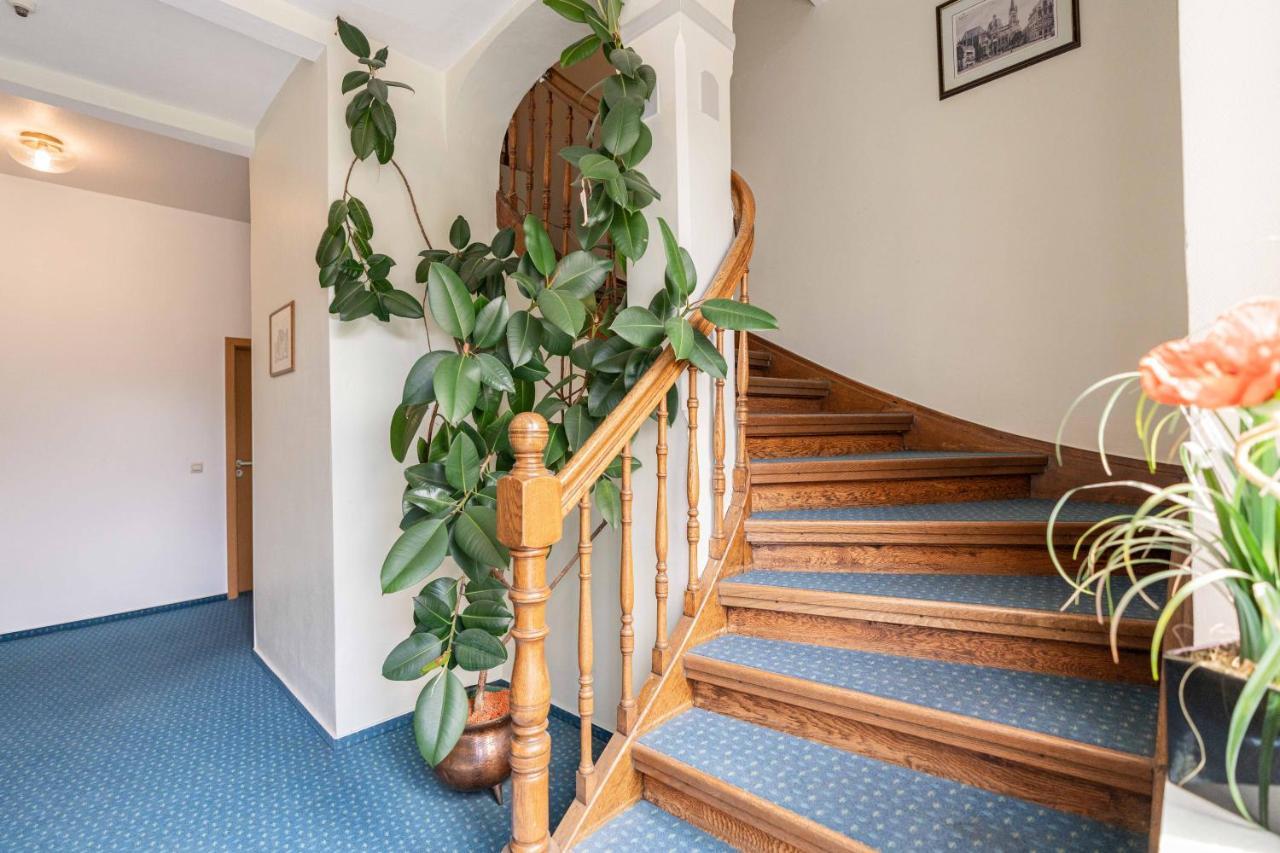 Hotel Am Roemerplatz Ulm Eksteriør bilde