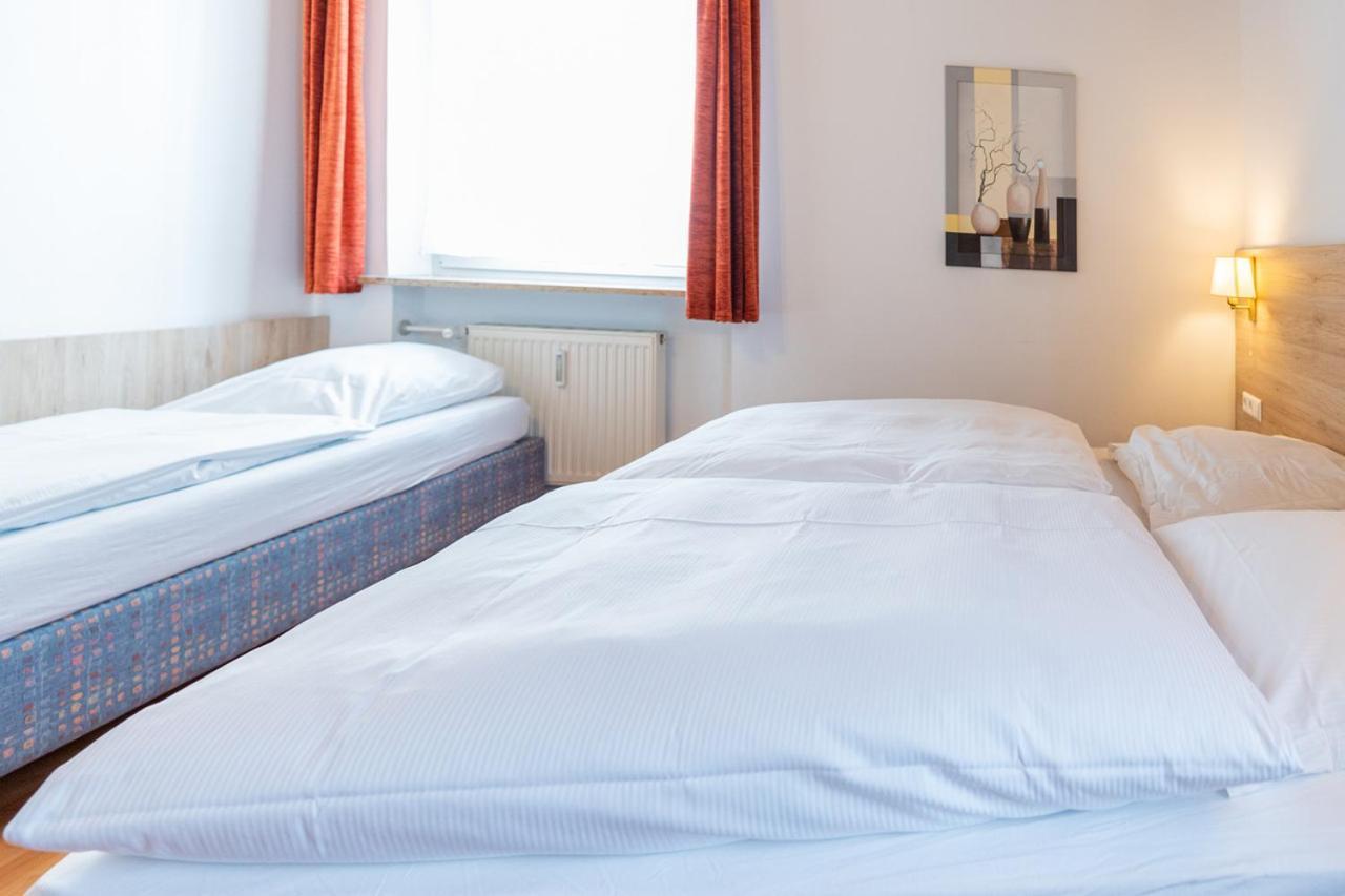 Hotel Am Roemerplatz Ulm Eksteriør bilde
