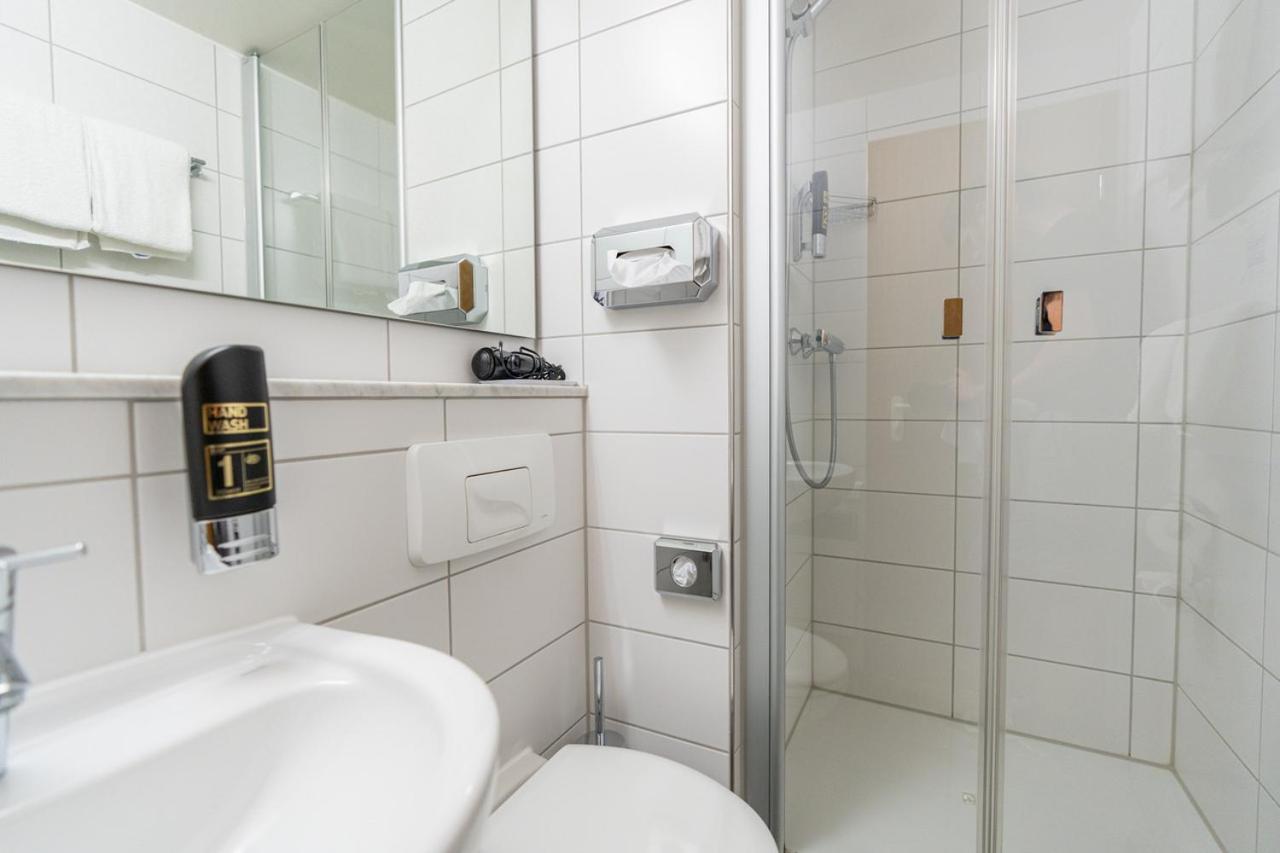 Hotel Am Roemerplatz Ulm Eksteriør bilde