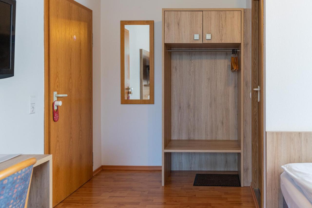 Hotel Am Roemerplatz Ulm Eksteriør bilde